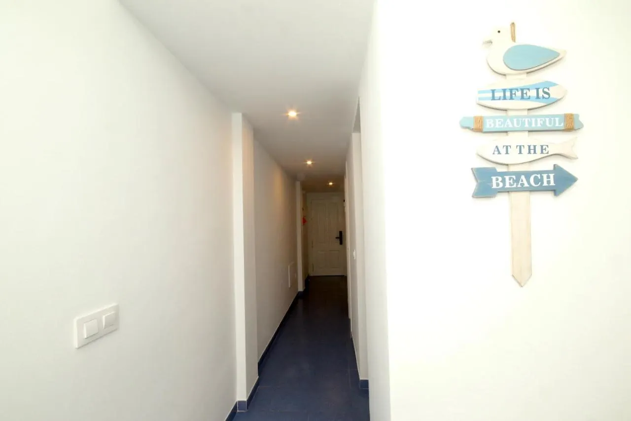 Xposure Beach Apartment Vera